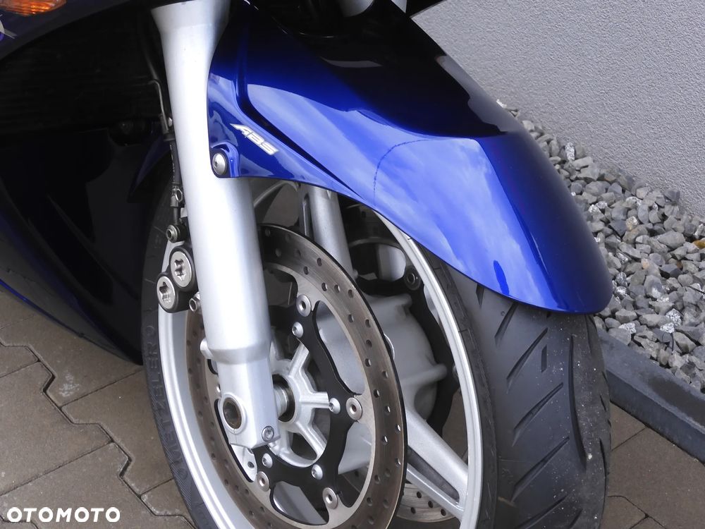 Yamaha FJR - 4