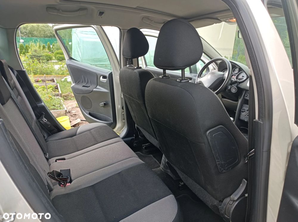 Peugeot 207 1.4 16V Trendy - 5