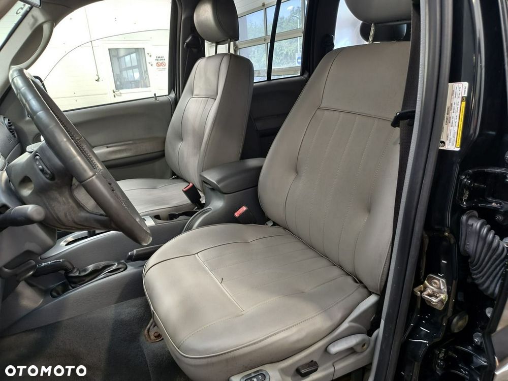 Jeep Cherokee - 9