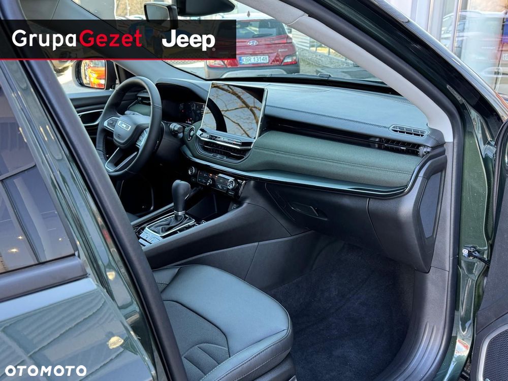 Jeep Compass - 16