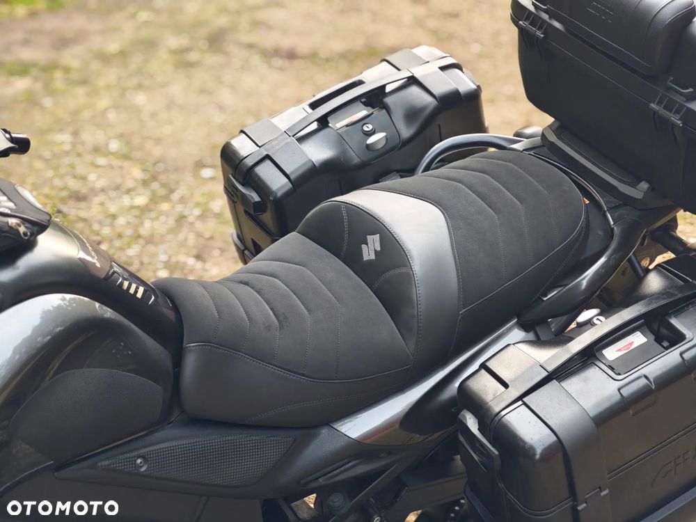Suzuki V-STROM - 8