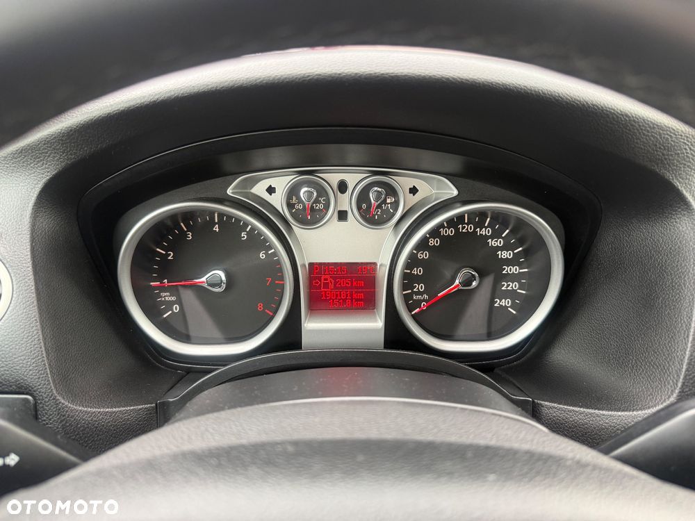 Ford Focus 2.0 16V Titanium - 3