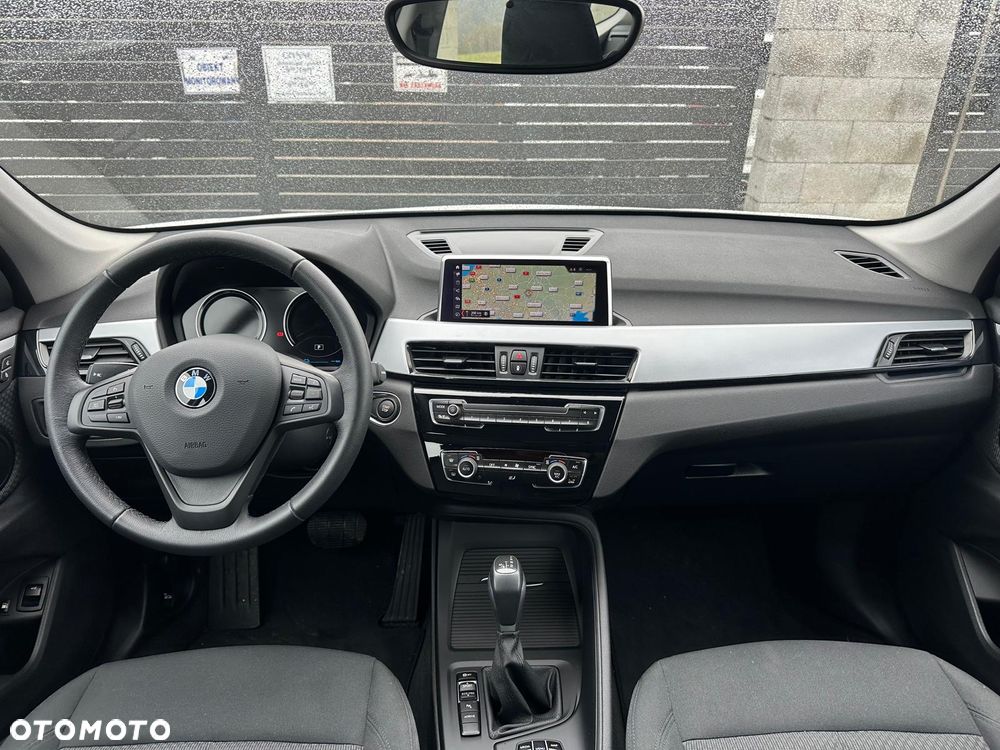 BMW X1 xDrive25e Business Edition - 10