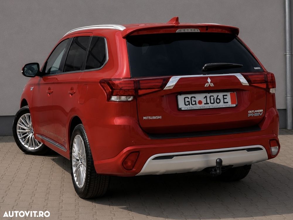 Mitsubishi Outlander - 8