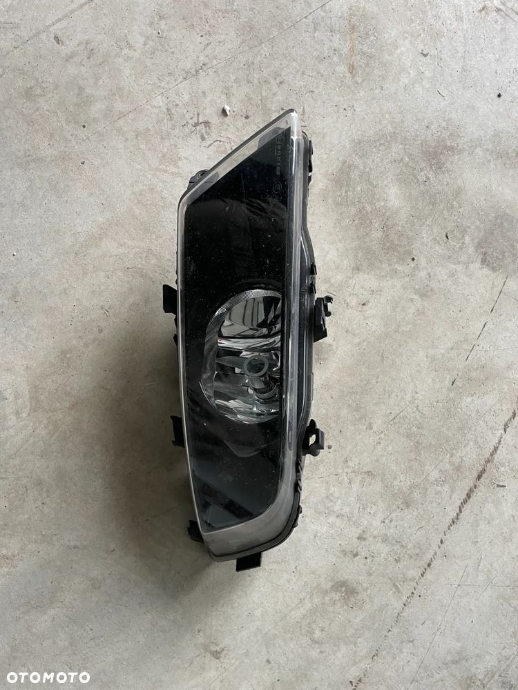 SKODA SUPERB II halogen przód przeciwmgielny 3T0941701C - 5