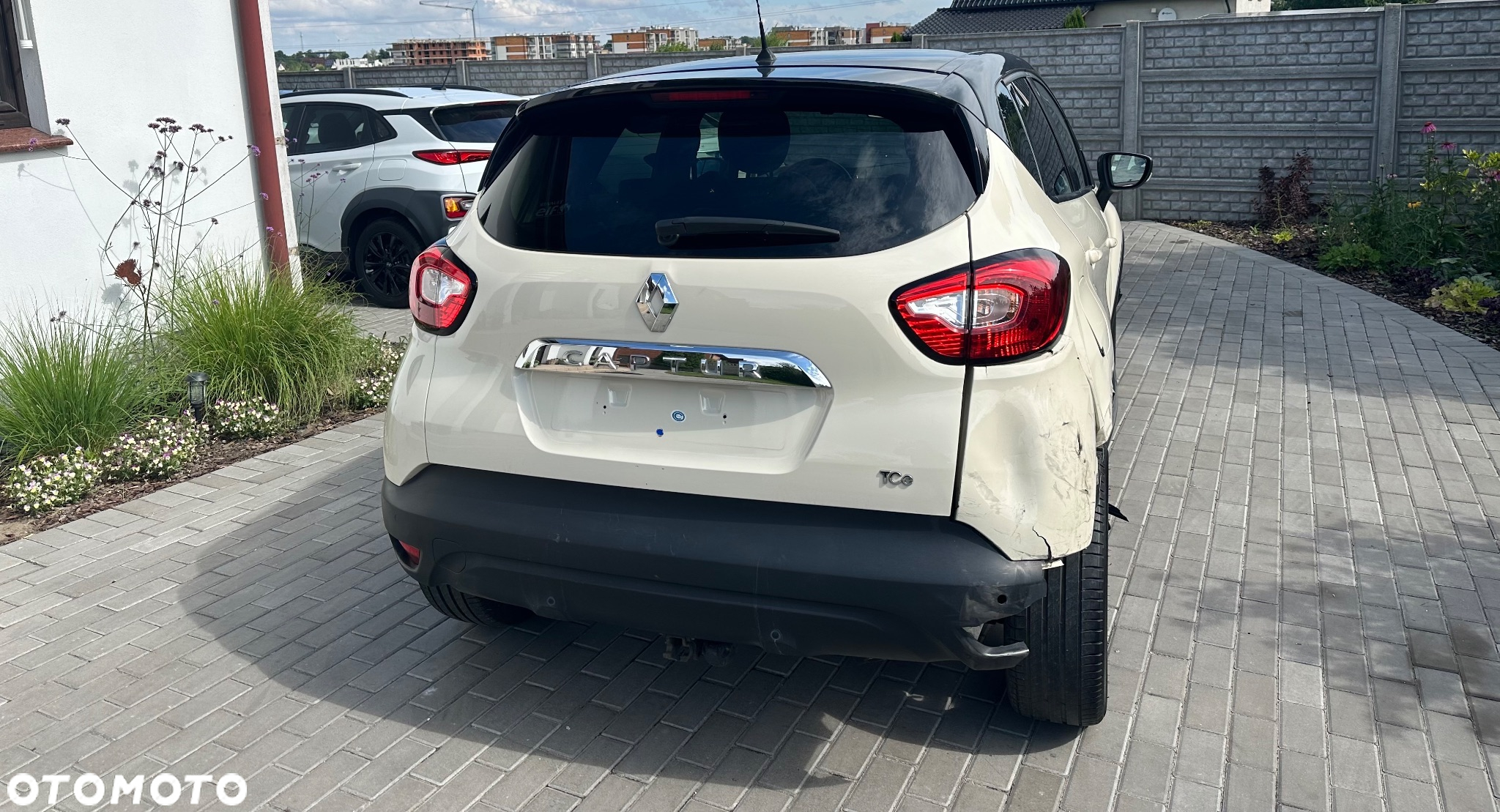 Renault Captur 1.2 Energy TCe Limited EDC - 9
