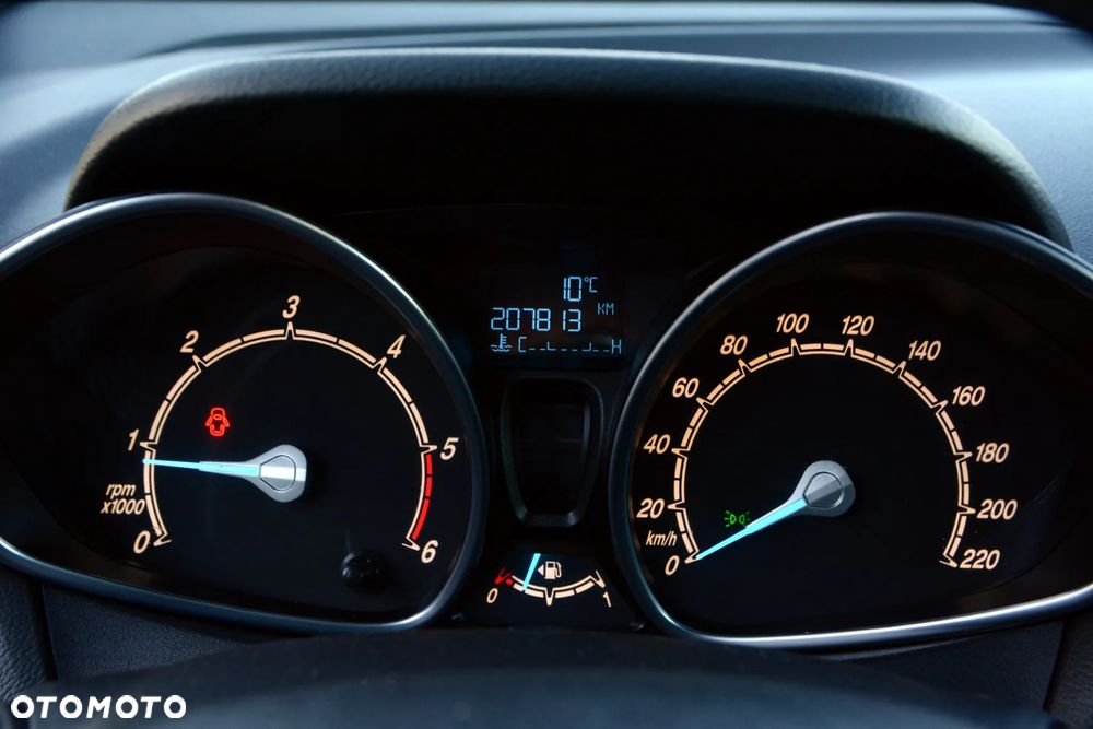 Ford B-MAX - 16