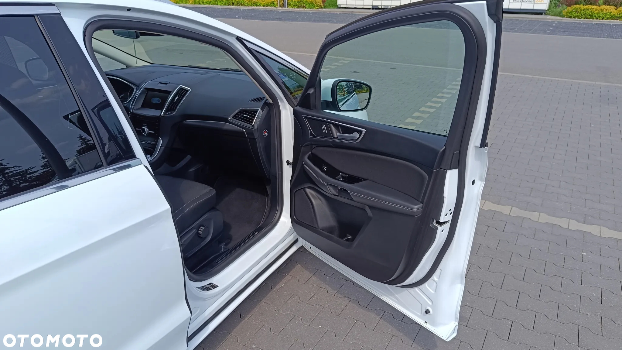 Ford S-Max 2.0 EcoBlue Titanium - 26