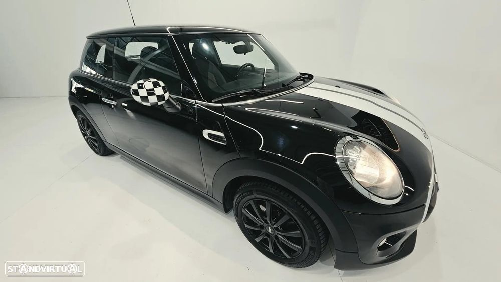 MINI 3 Portas One - 13