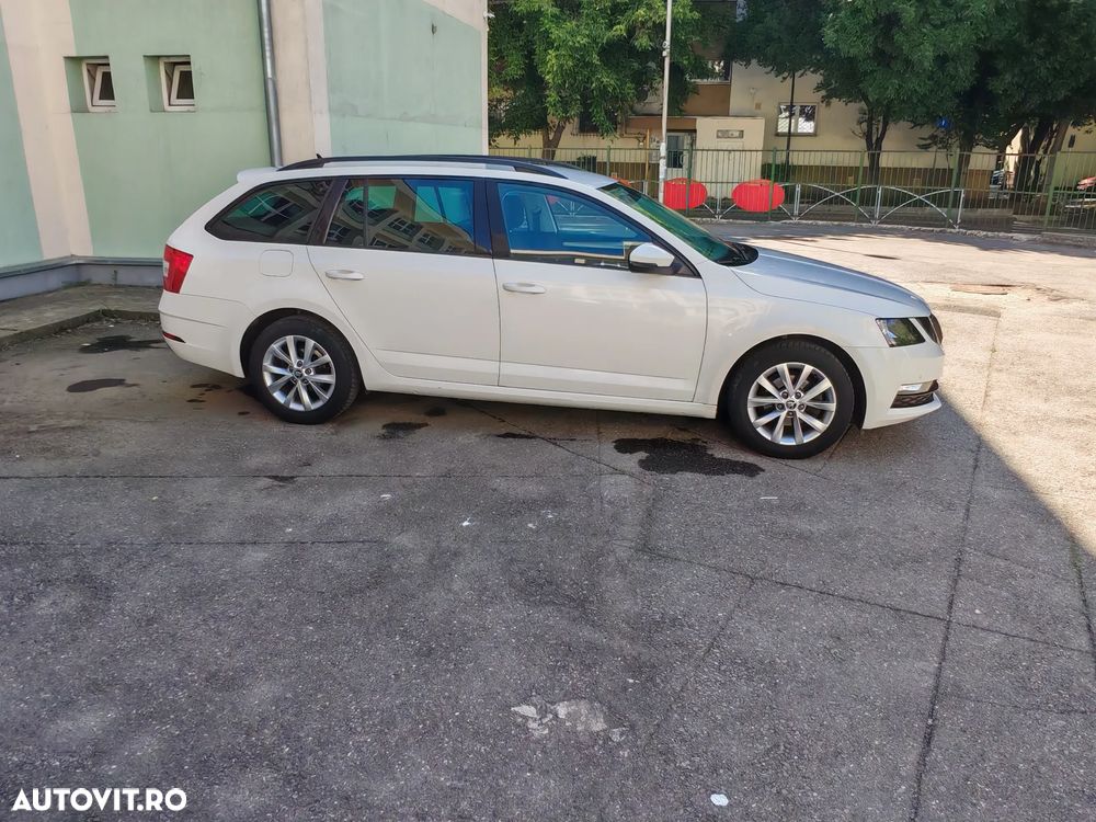 Skoda Octavia - 10