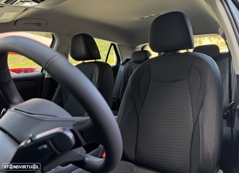 VW T-Roc 1.5 eTSI Life DSG - 18