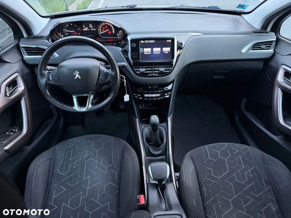 Peugeot 2008 1.6 BlueHDi Style - 15