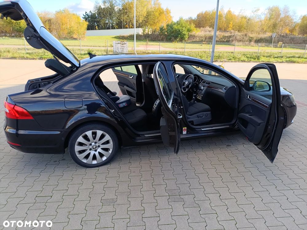 Skoda Superb 2.0 TDI Elegance - 12