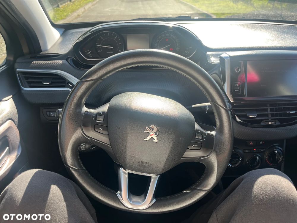 Peugeot 2008 1.6 BlueHDi Active - 9