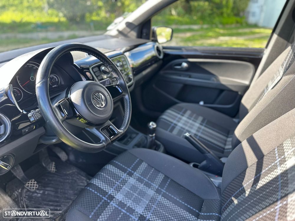 VW Up! 1.0 Move - 5