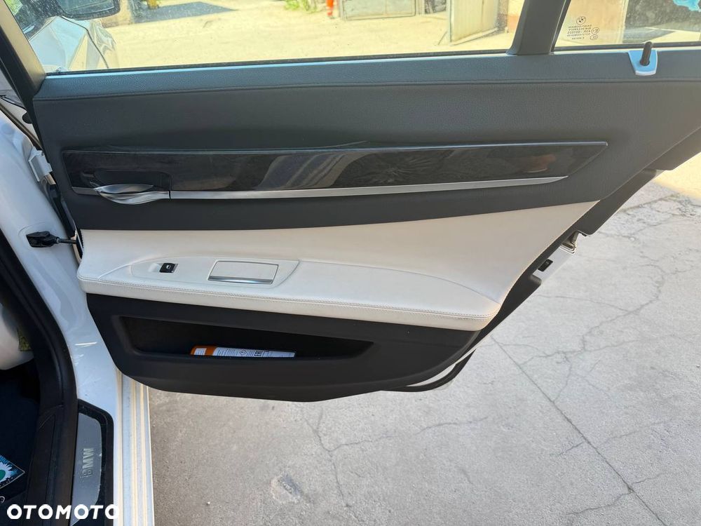 BMW Seria 7 730d xDrive - 8