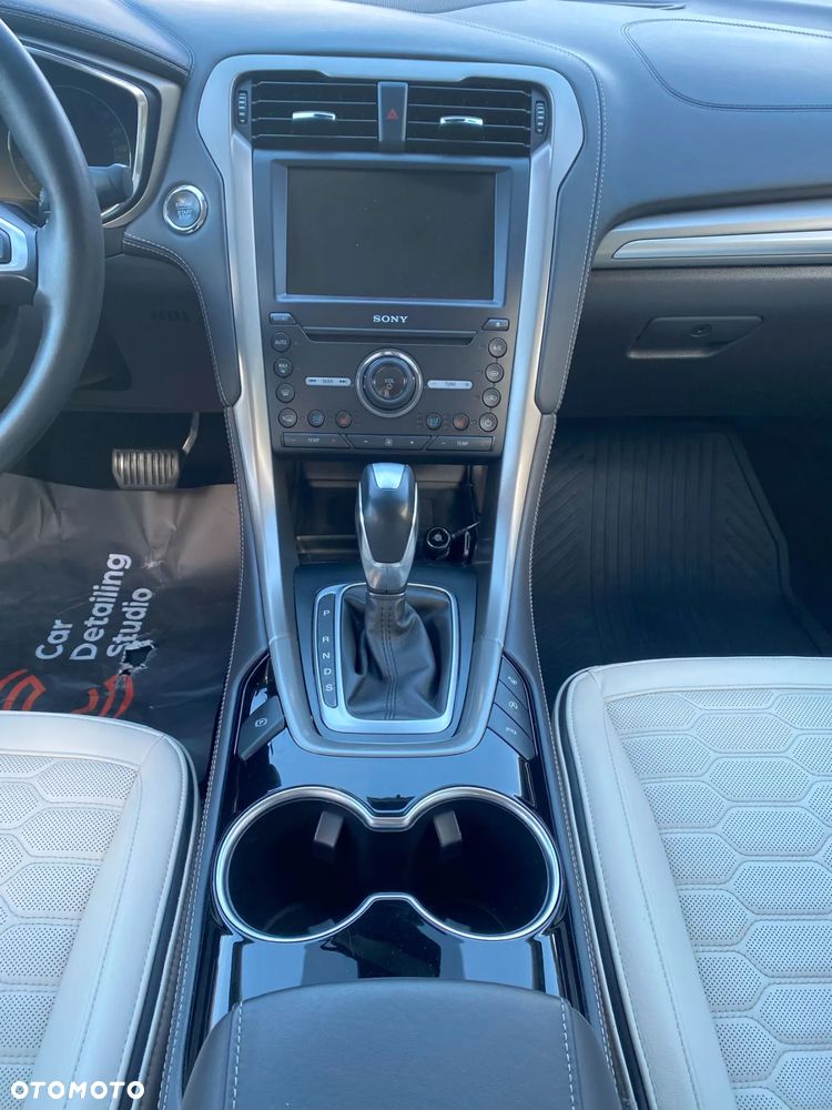 Ford Mondeo Vignale 2.0 TDCi 4WD PowerShift - 23