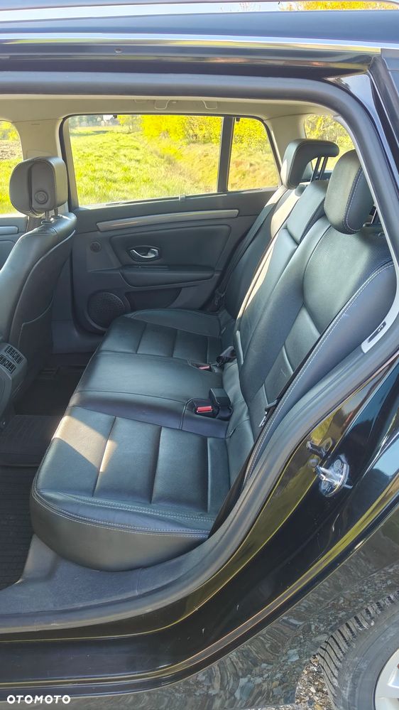 Renault Laguna dCi 150 FAP Bose - 11