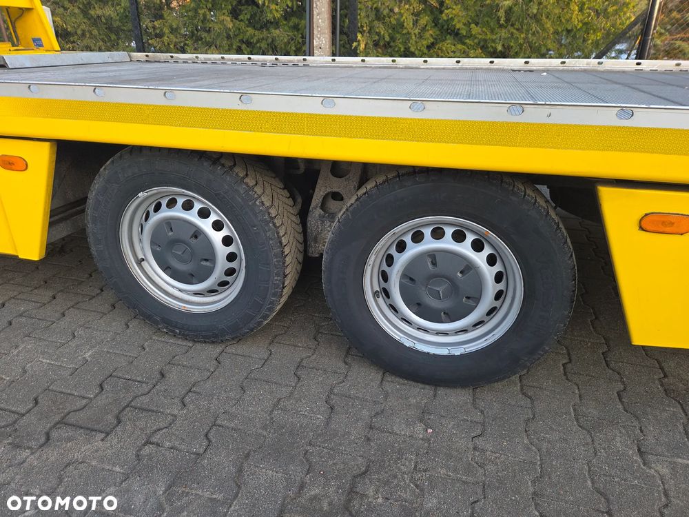 Mercedes-Benz Sprinter - 7