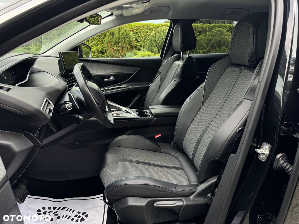 Peugeot 3008 225 e-EAT8 Allure Pack - 6