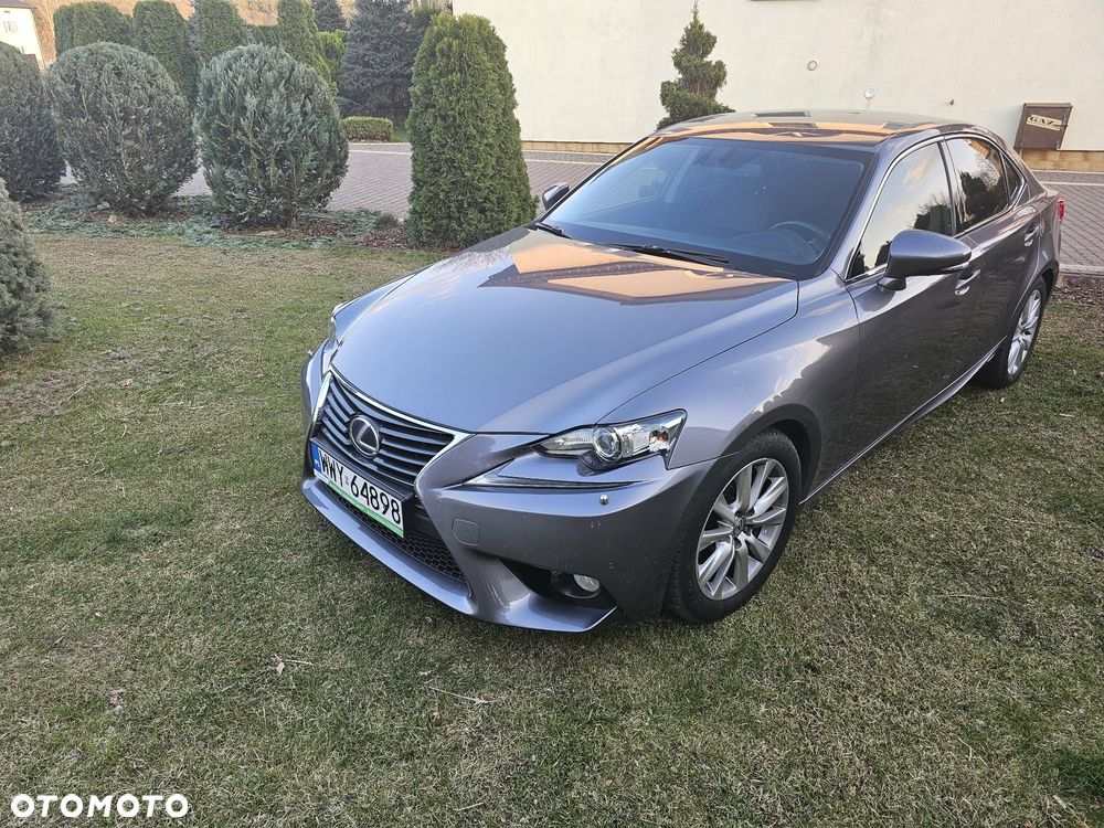 Lexus IS 300h Comfort - 2