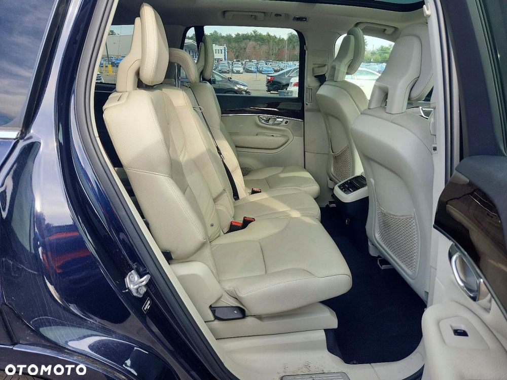 Volvo XC 90 T6 AWD Geartronic Momentum - 10