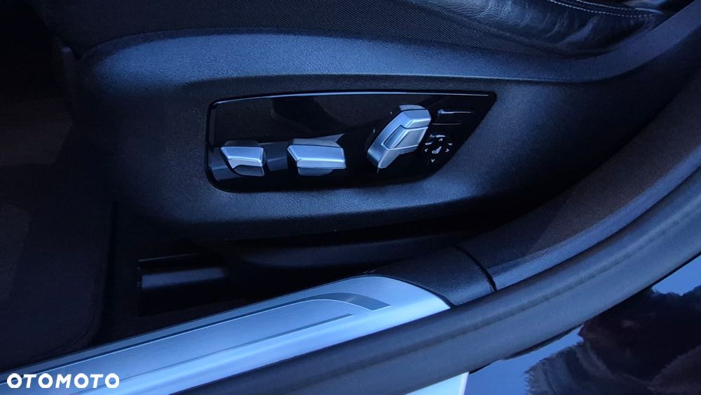 BMW Seria 7 - 37