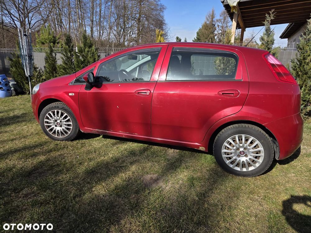 Fiat Grande Punto - 5