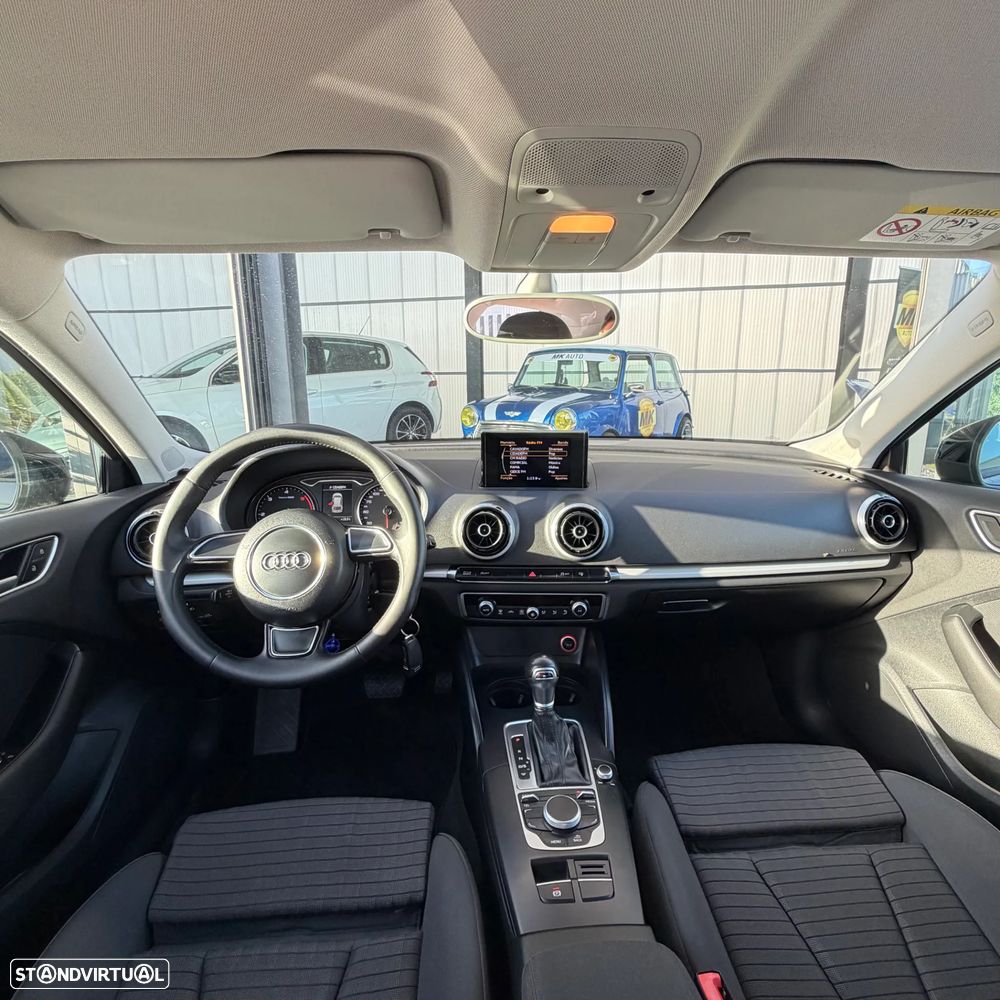 Audi A3 Sportback 1.6 TDI (clean diesel) S tronic Attraction - 19