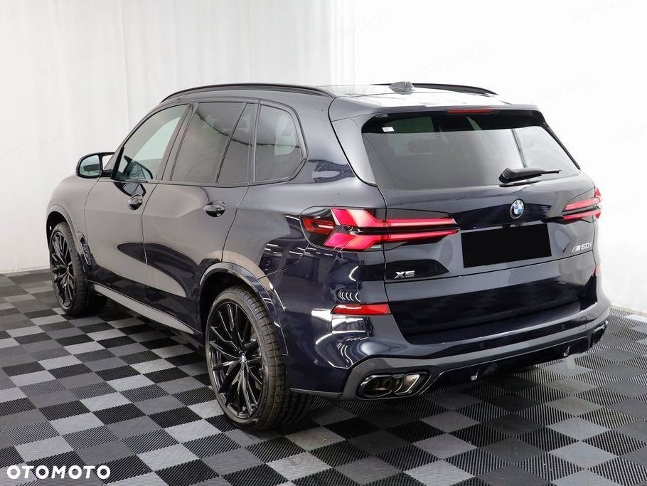 BMW X5 M50i - 3