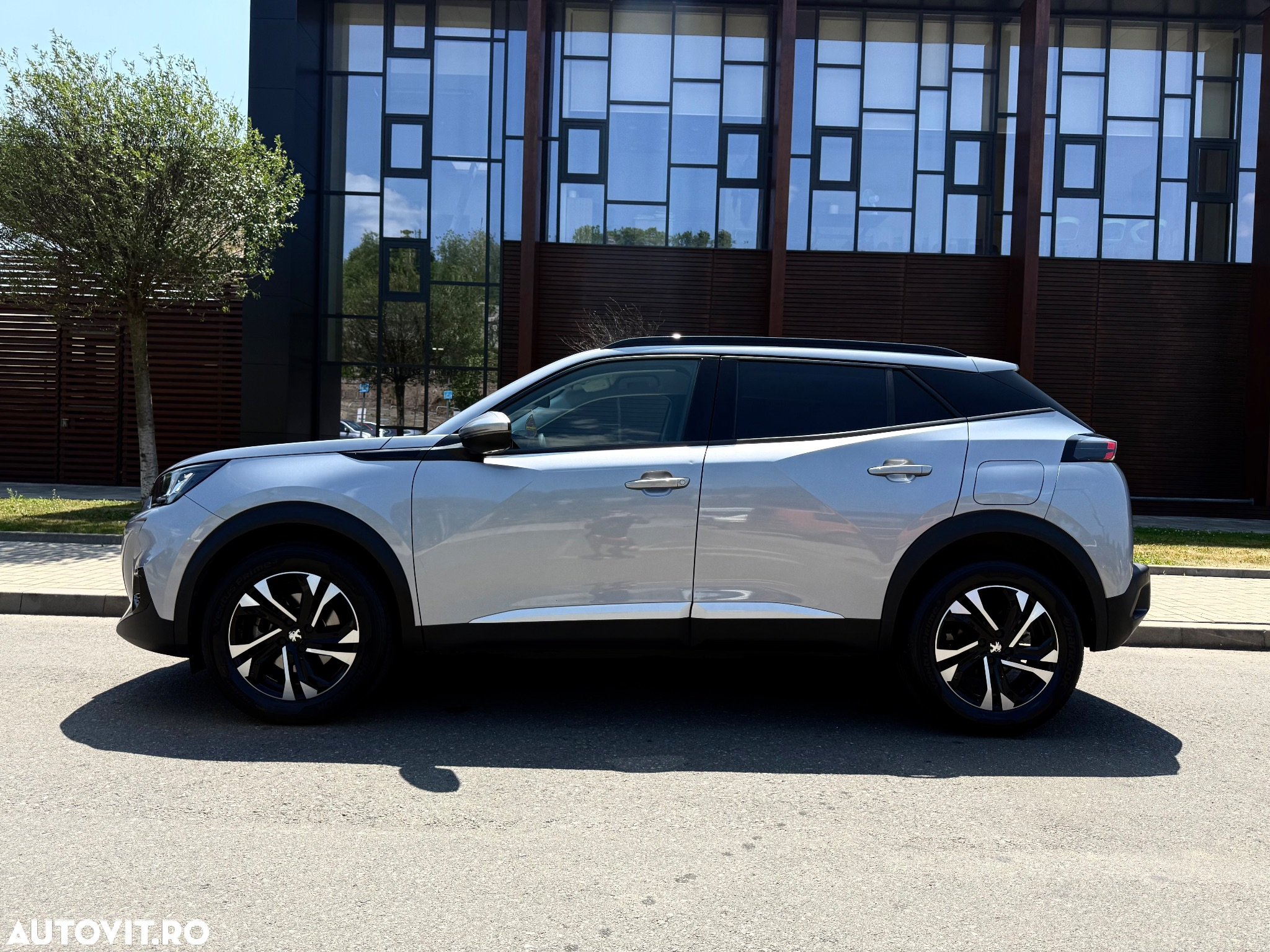 Peugeot 2008 1.5 BlueHDI EAT8 STT Allure Pack - 7