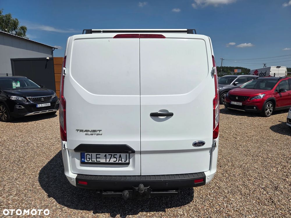 Ford Transit  custom - 11