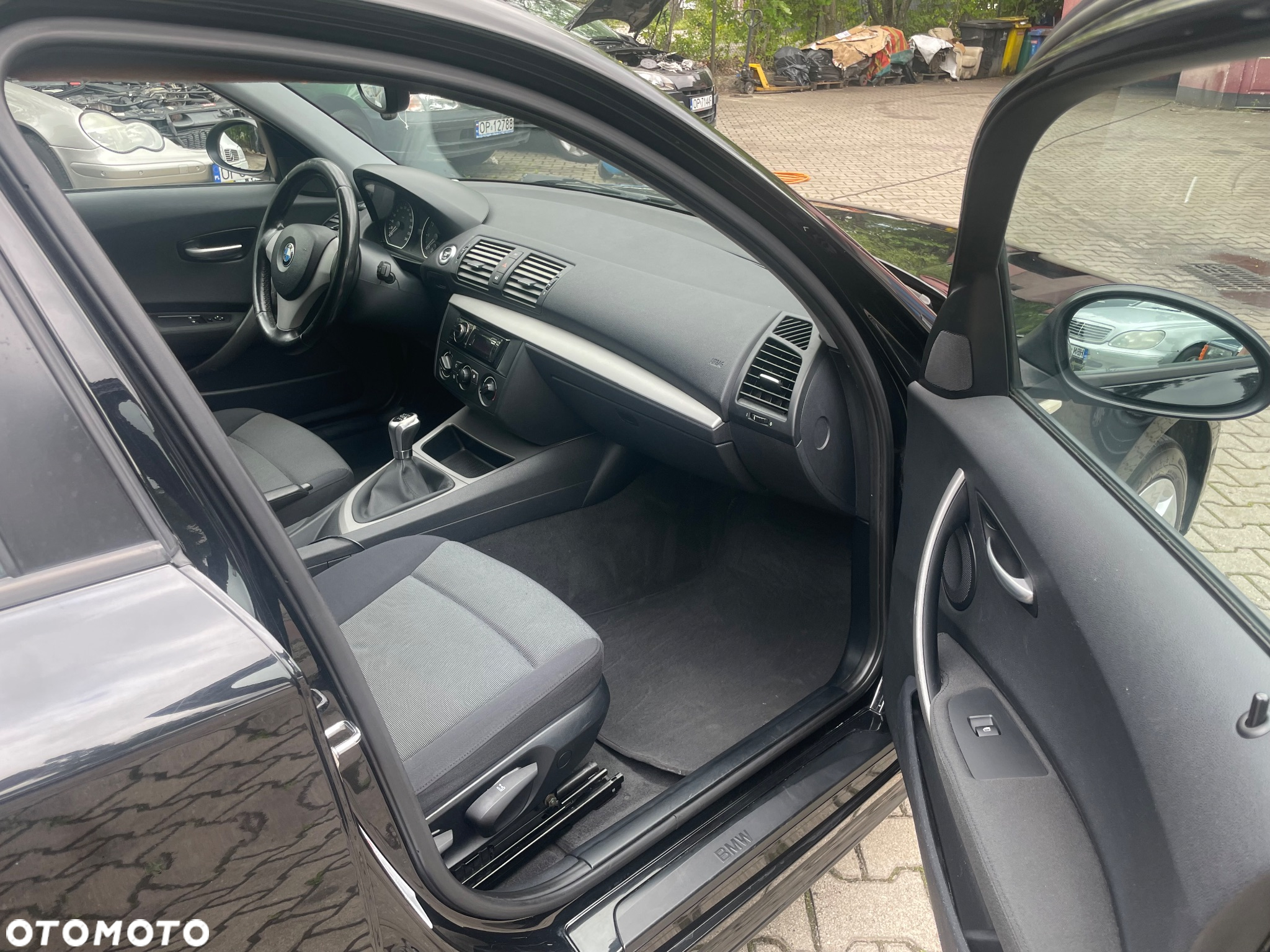 BMW Seria 1 116i - 8