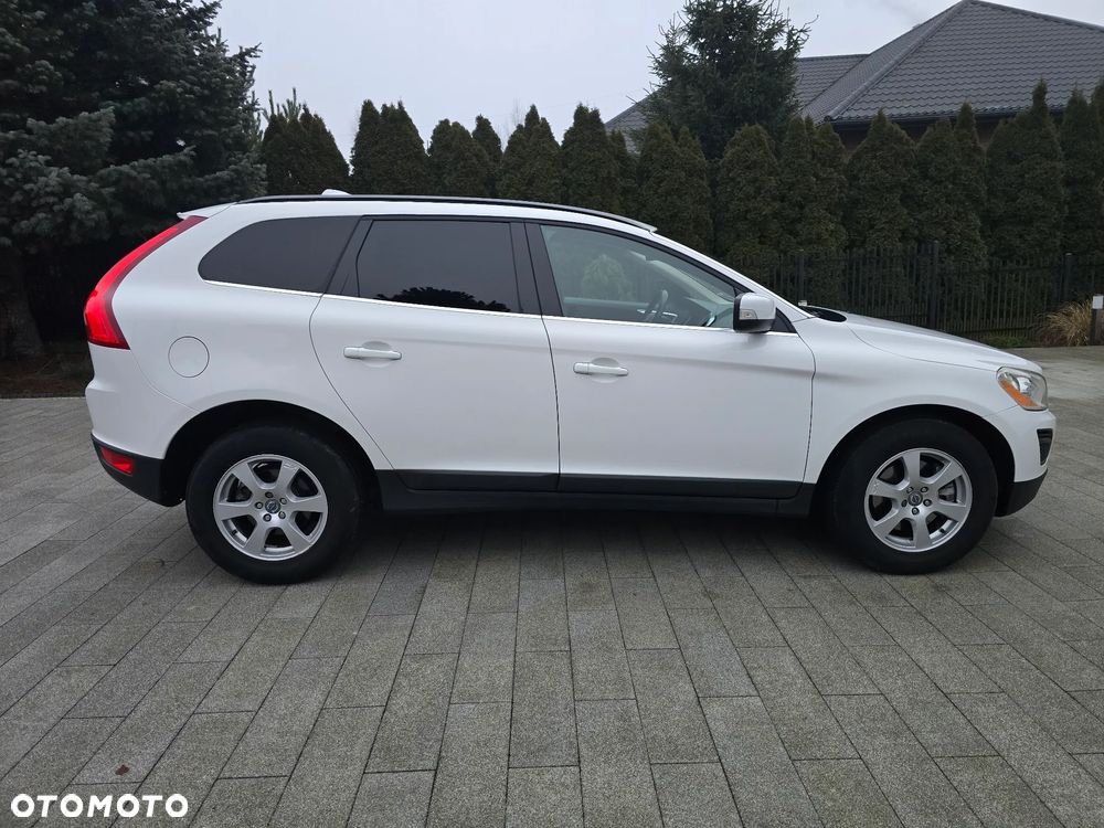 Volvo XC 60 D4 AWD Geartronic Momentum - 6