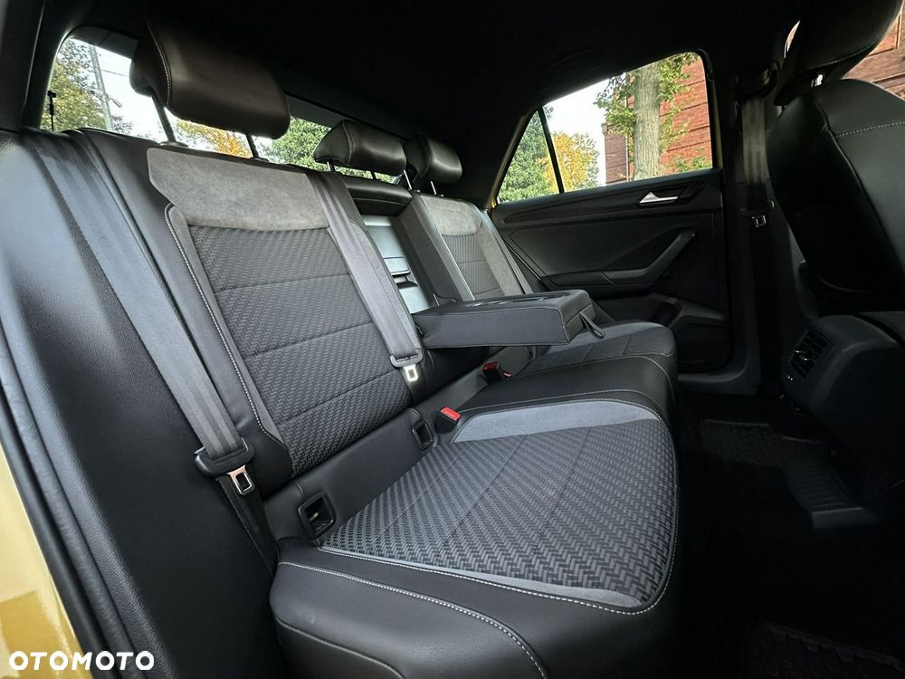 Volkswagen T-Roc - 11
