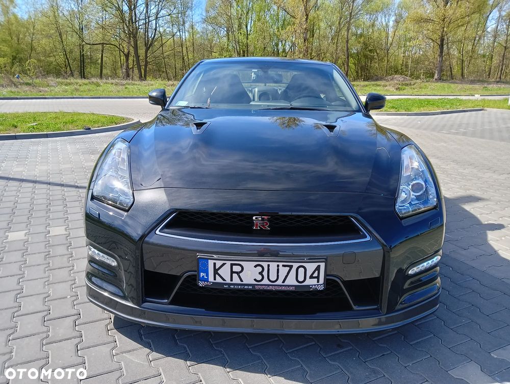 Nissan GT-R Black Edition - 3