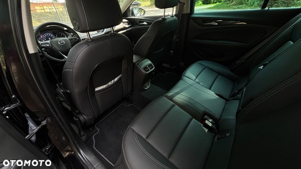 Opel Insignia - 13