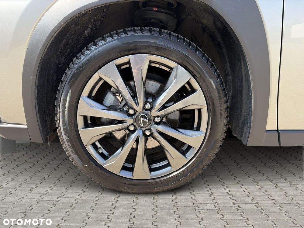 Lexus UX 250h GPF F Sport Design 2WD - 22