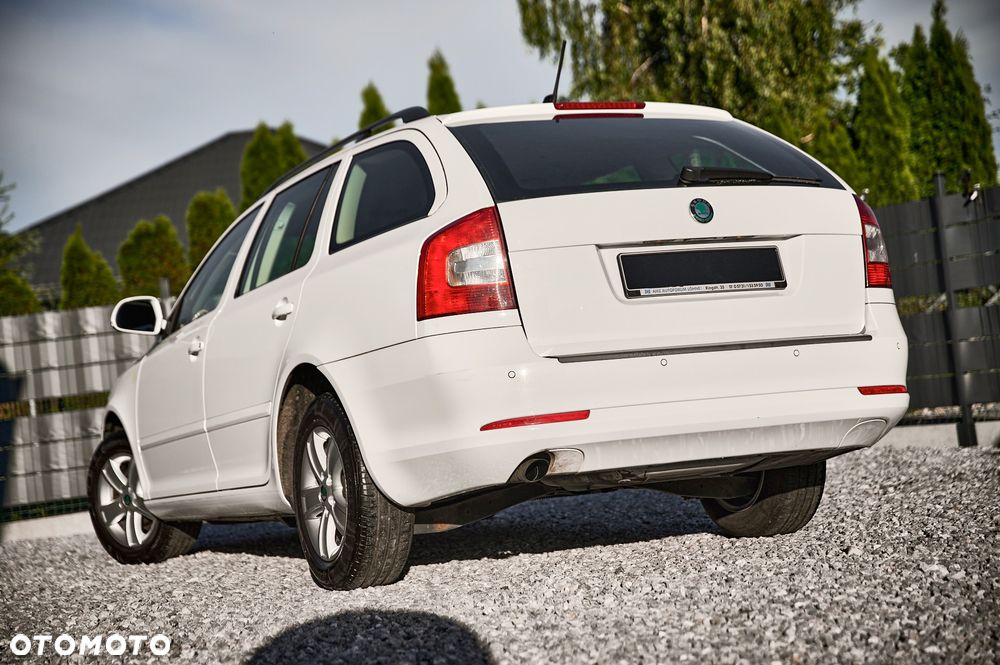 Skoda Octavia 1.6 TDI DPF Elegance - 5
