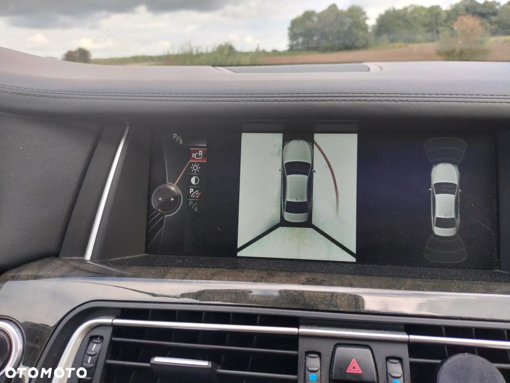BMW Seria 7 730d xDrive - 17