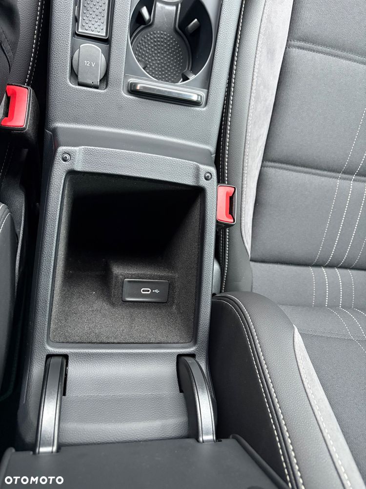 Volkswagen Passat 2.0 TDI 4Mot Elegance DSG - 29