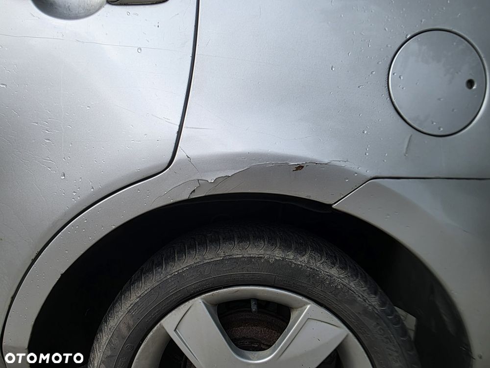 Mazda 2 - 6