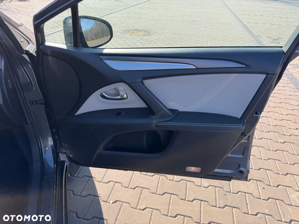 Toyota Avensis 2.0 D-4D Prestige - 5