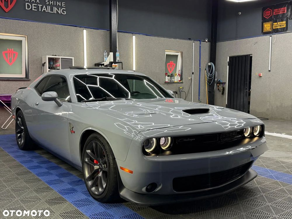 Dodge Challenger 6.4 Scat Pack - 3