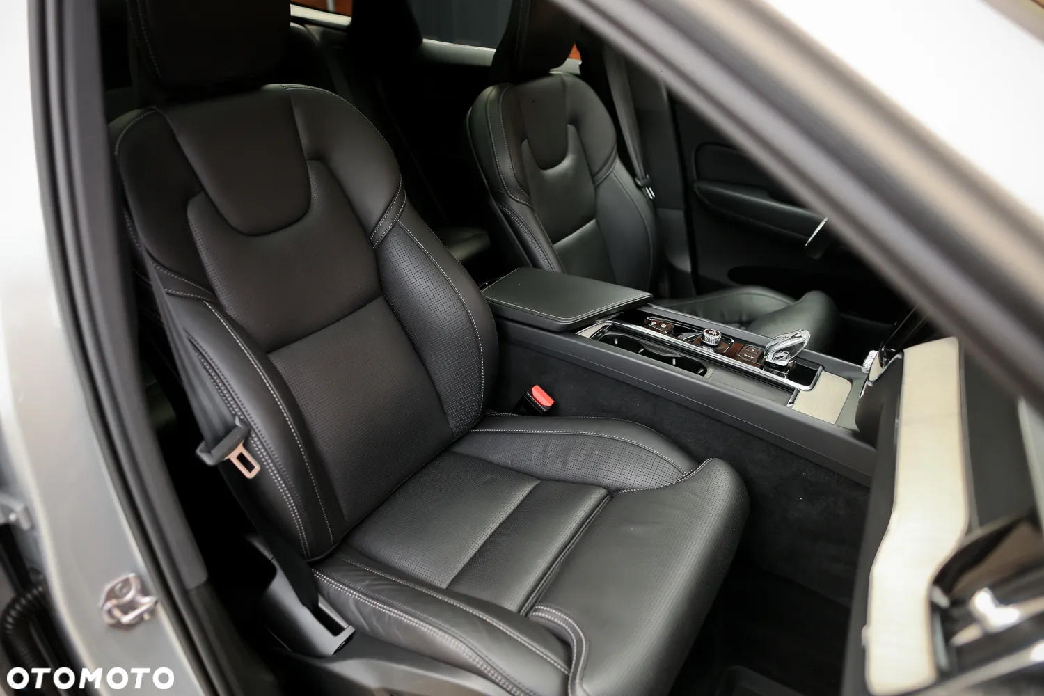Volvo XC 60 B6 B AWD Geartronic Inscription - 26