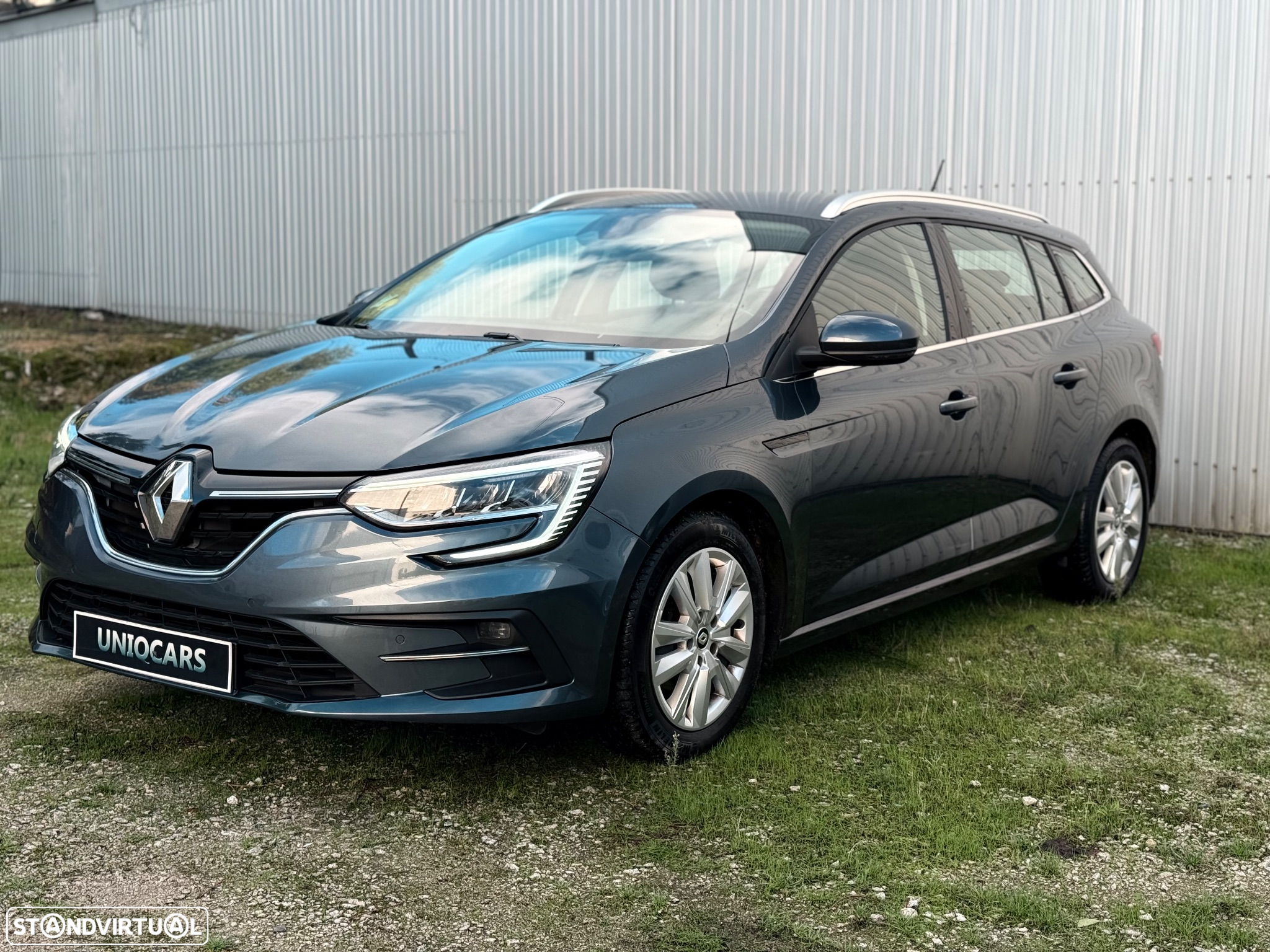 Renault Mégane 1.5 Blue dCi Limited - 4