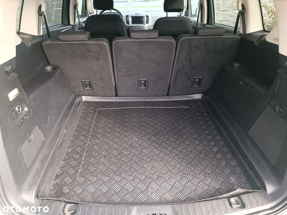 Ford S-Max 2.0 EcoBlue Titanium - 20