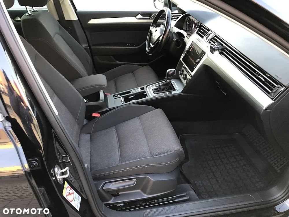 Volkswagen Passat 2.0 TDI BMT Comfortline DSG - 33