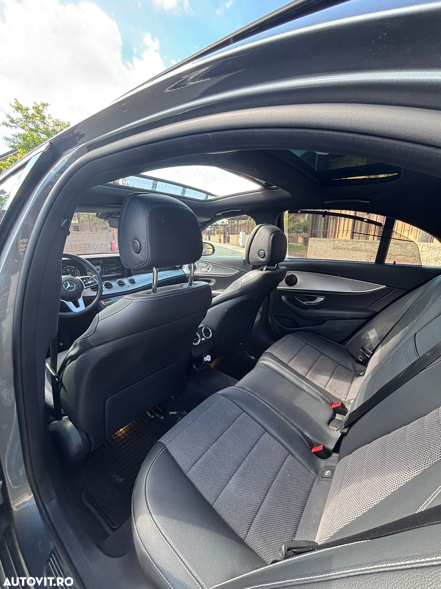 Mercedes-Benz E 300 - 7