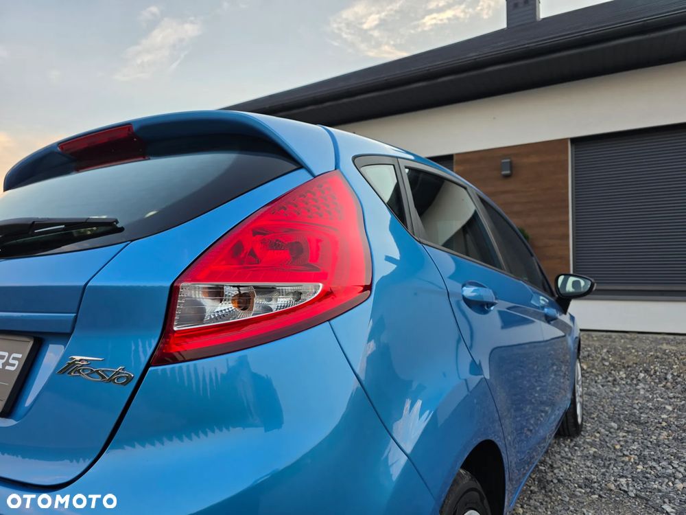 Ford Fiesta 1.25 Trend - 17
